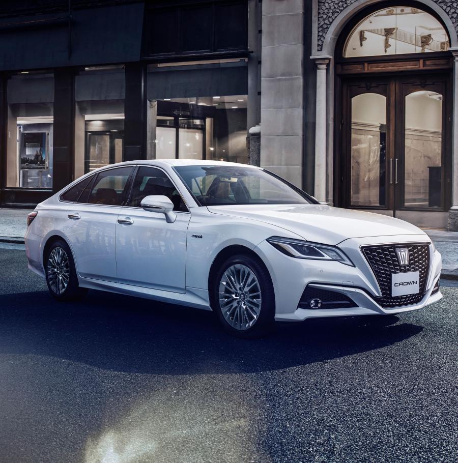  Toyota Crown S Elegance Style 2019 года  (фото 1 из 4)